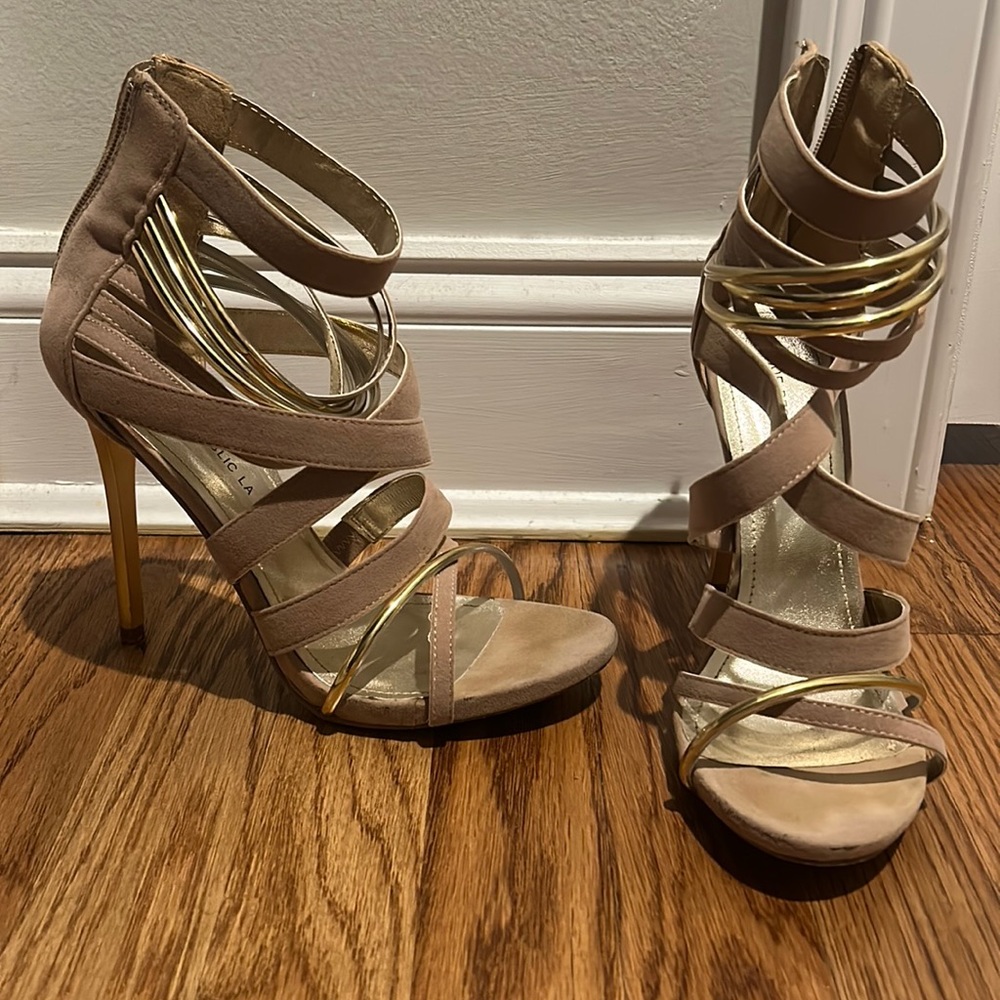 Tan and gold heel